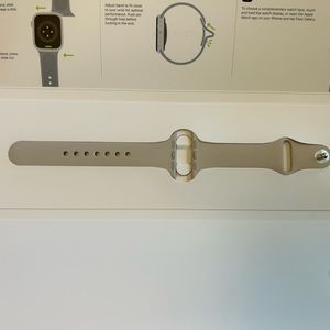 NEW Apple Watch Sport Band in Starlight